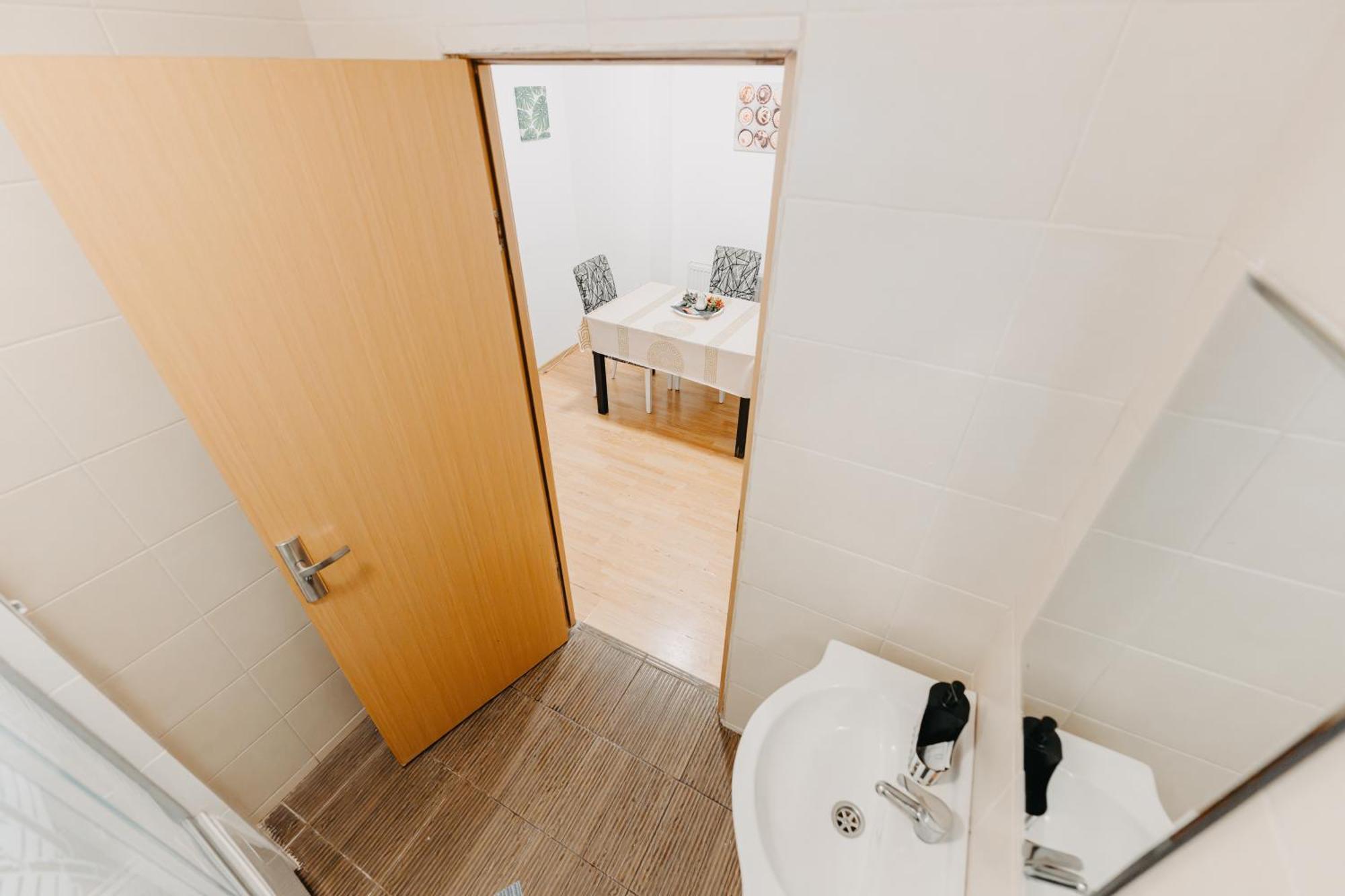 Apartament Piata Amzei 1 Bucureşti Ngoại thất bức ảnh